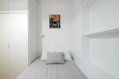 Cama o camas de una habitación en GuestReady - Couple’s Getaway in Madrid
