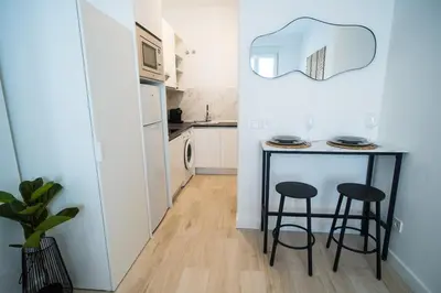 Una cocina o zona de cocina en Beautiful studio in Prosperidad - Salazar