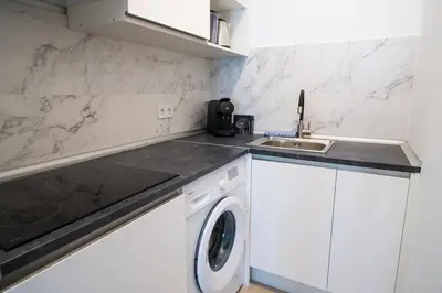 Una cocina o zona de cocina en Beautiful studio in Prosperidad - Salazar