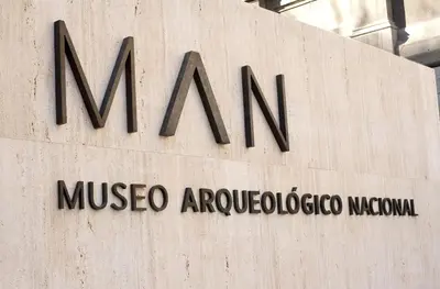 Certificado, premio, señal o documento que está expuesto en La Casita de Loren