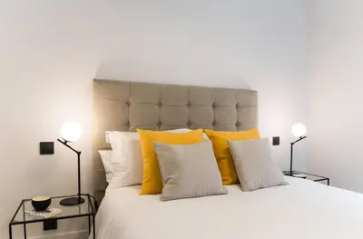 Cama o camas de una habitación en Luz y diseño en Malasaña, Piso céntrico y nuevo