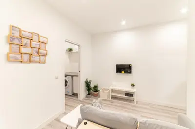 Una televisión o centro de entretenimiento en Apartamento bonito en el Centro de Madrid