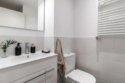 Un baño de Blondie - 2 bedroom in Ibiza