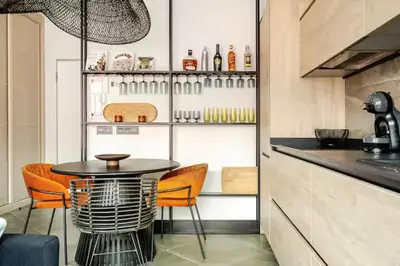 Una cocina o zona de cocina en Apart diseño centro San Bernardo esquina Gran Via