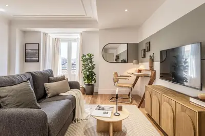 Una televisión o centro de entretenimiento en Fratta - 1 bedroom in Almagro