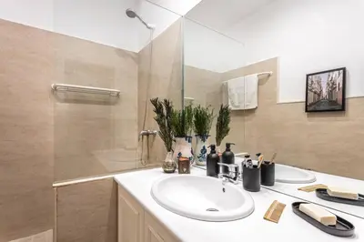 Un baño de Gazules - 2 bedrooms in Castellana