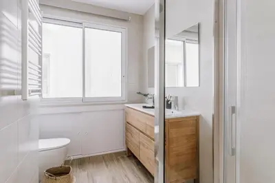 Un baño de Coltrane - 3 bedrooms in Castellana
