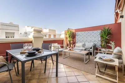 Un balcón o terraza de Canggu - 2 bedroom in Trafalgar