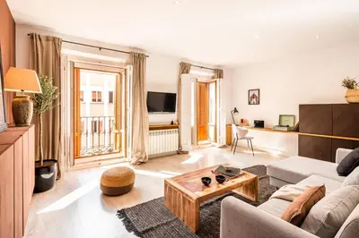 Una televisión o centro de entretenimiento en Kita - 1 bedroom in Justicia