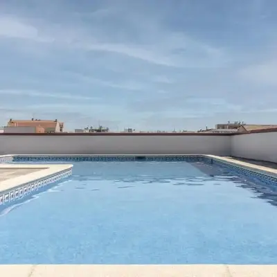 Beraldi - 1 bedroom and shared pool in Trafalgar
