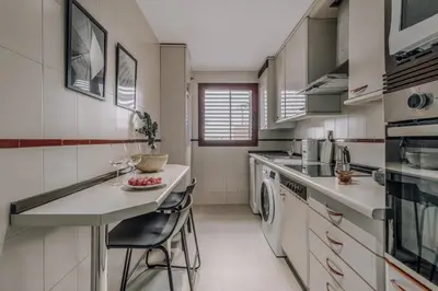 Una cocina o zona de cocina en Anku - 2 bedrooms and pool in Ciudad Jardín