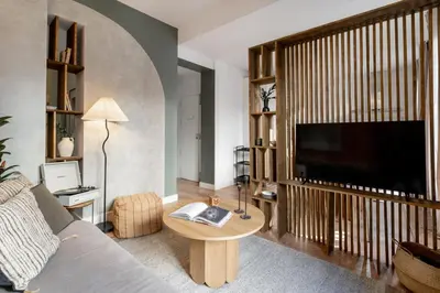 Una televisión o centro de entretenimiento en Marea - 2 bedrooms in Trafalgar