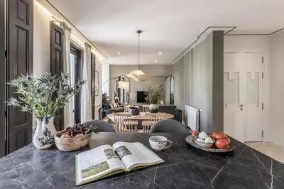Zona de estar de Dilar - 3 bedrooms and office in Trafalgar