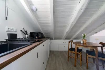 Una cocina o zona de cocina en GuestReady - Quiet Retreat in Madrid