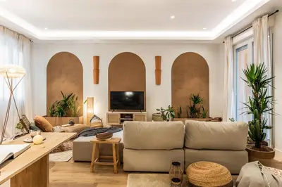 Una televisión o centro de entretenimiento en Khamlia - 3 bedrooms and balcony in Almagro