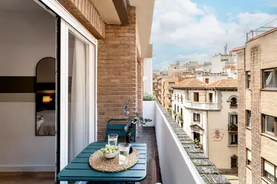 Un balcón o terraza de Acari - 1 bedroom and pool in Lista