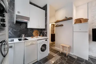 Una cocina o zona de cocina en Luci - 1 bedroom and office in Cuatro Caminos