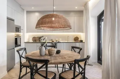 Una cocina o zona de cocina en Baza - 3 bedrooms and office in Trafalgar
