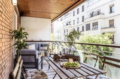 Un balcón o terraza de Mondragone - 1 bedroom and terrace in Goya