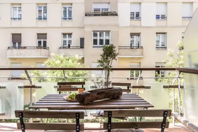 Un balcón o terraza de Mondragone - 1 bedroom and terrace in Goya