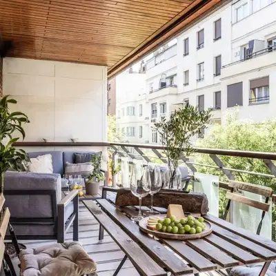 Mondragone - 1 bedroom and terrace in Goya