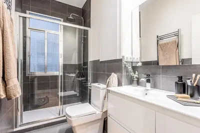 Un baño de Tazrouk - 2 bedrooms and office in Goya