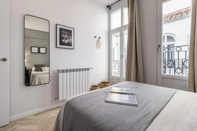 Cama o camas de una habitación en Ziggy - 3 bedrooms and terrace and balcony in Trafalgar