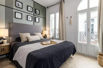 Cama o camas de una habitación en Ziggy - 3 bedrooms and terrace and balcony in Trafalgar