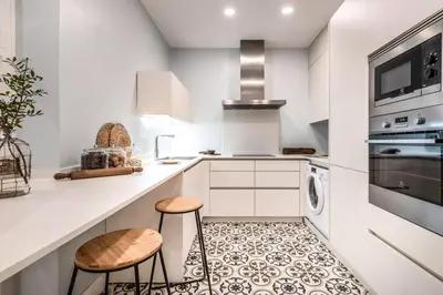 Una cocina o zona de cocina en Portici - 2 bedrooms and terrace in Goya