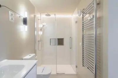 Un baño de Victoria Chic Suites 04