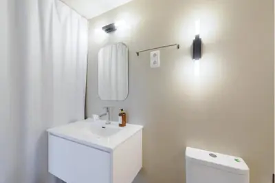 Un baño de Victoria Chic Suites 04