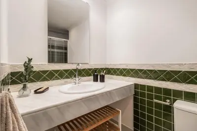 Un baño de Campo - 3 bedroom and balcony penthouse in Azca