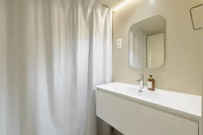 Un baño de Victoria Chic Suites 06