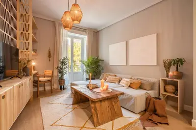 Una televisión o centro de entretenimiento en Pantai - 2 bedroom in Almagro
