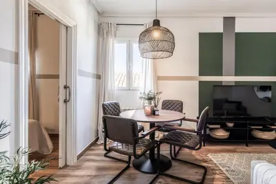 Una televisión o centro de entretenimiento en Camino - 2 bedrooms in Chueca