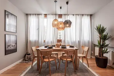 Zona de estar de Guban - 2 bedroom and balcony in Azca