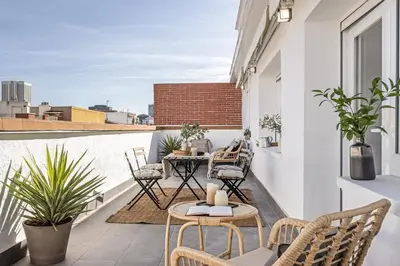 Un balcón o terraza de Gerri - 2 bedrooms and terrace in Ríos Rosas