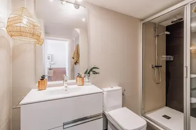 Un baño de Kai - 4 bedrooms duplex in Chamberí