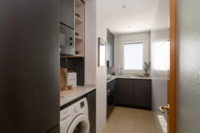 Una cocina o zona de cocina en Lirio - 1 bedroom and pool in Almagro
