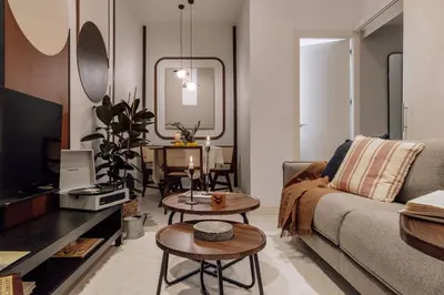 Una televisión o centro de entretenimiento en Zirve - 1 bedroom in Ríos Rosas