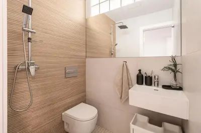 Un baño de Orusco - 2 bedrooms in Chamberí