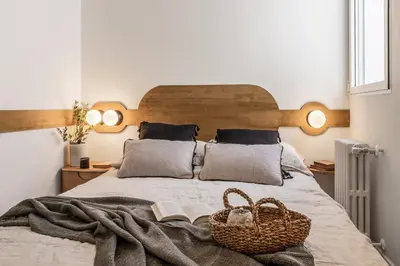 Cama o camas de una habitación en Lustar - 2 bedrooms and terrace in Chueca