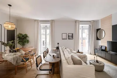 Una televisión o centro de entretenimiento en Celebes - 3 bedrooms in Centro