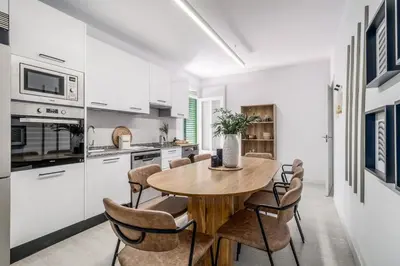 Una cocina o zona de cocina en Paz - 4 bedrooms and terrace in Castellana