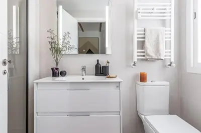 Un baño de Esterre - 3 bedrooms in Lista