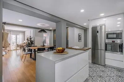 Una cocina o zona de cocina en Kiin - 3 bedrooms and terrace in Goya