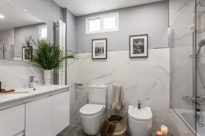 Un baño de Bakavu - 3 bedrooms in Salamanca