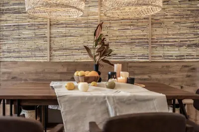 Comida en o cerca de este apartamento