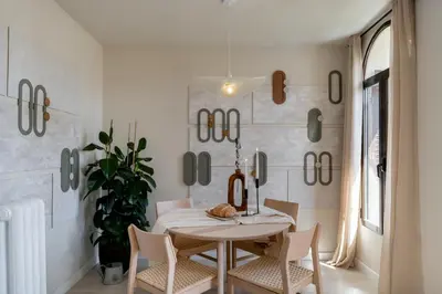 Plano de Giona - 2 bedrooms in Argüelles