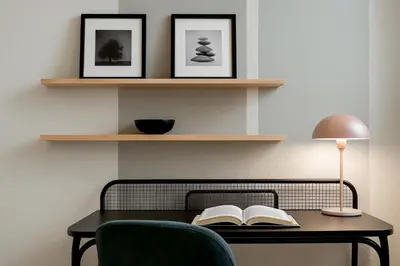 Biblioteca en el apartamento